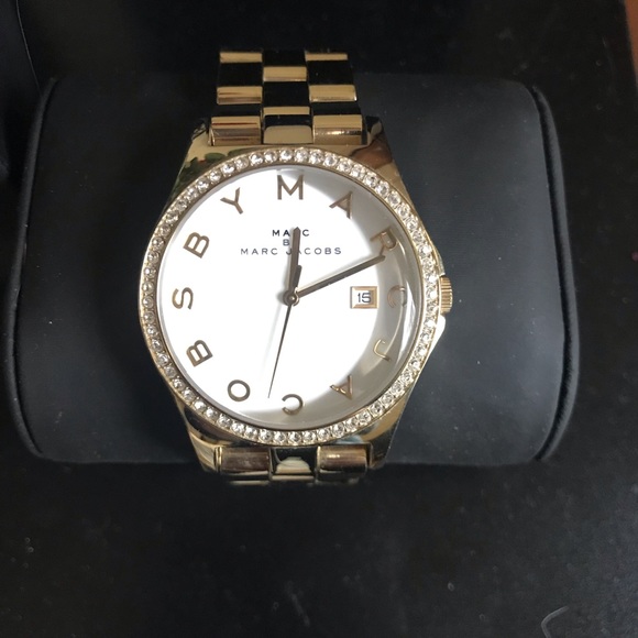 Marc Jacobs Henry Gold Crystal Watch MBM3045 - Picture 2 of 7